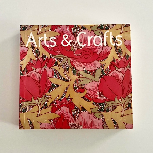 Arts & Crafts: The World's Greatest Art Book - Picture 1 of 9